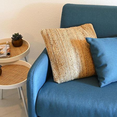 Charmant Studio 2A4 Pers Avec Jardin Et Place De Parking Situe A 5 Min A Pied De La Mer Bandol Exterior foto