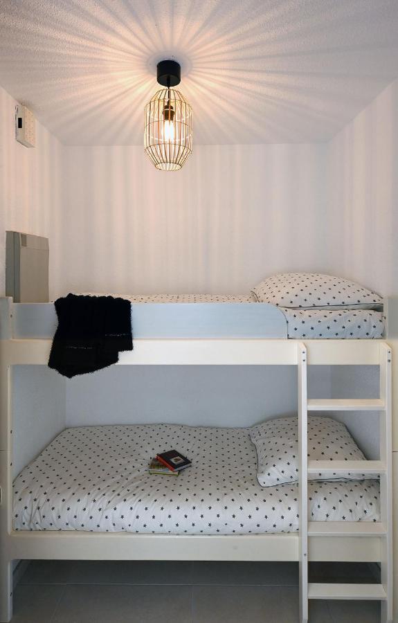 Charmant Studio 2A4 Pers Avec Jardin Et Place De Parking Situe A 5 Min A Pied De La Mer Bandol Exterior foto