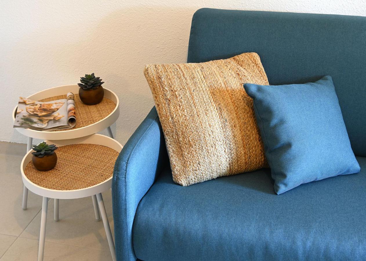 Charmant Studio 2A4 Pers Avec Jardin Et Place De Parking Situe A 5 Min A Pied De La Mer Bandol Exterior foto