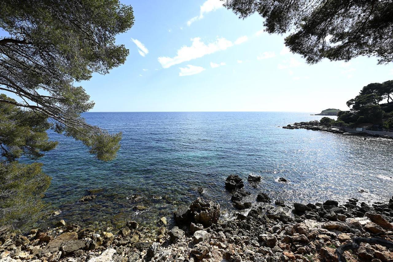 Charmant Studio 2A4 Pers Avec Jardin Et Place De Parking Situe A 5 Min A Pied De La Mer Bandol Exterior foto